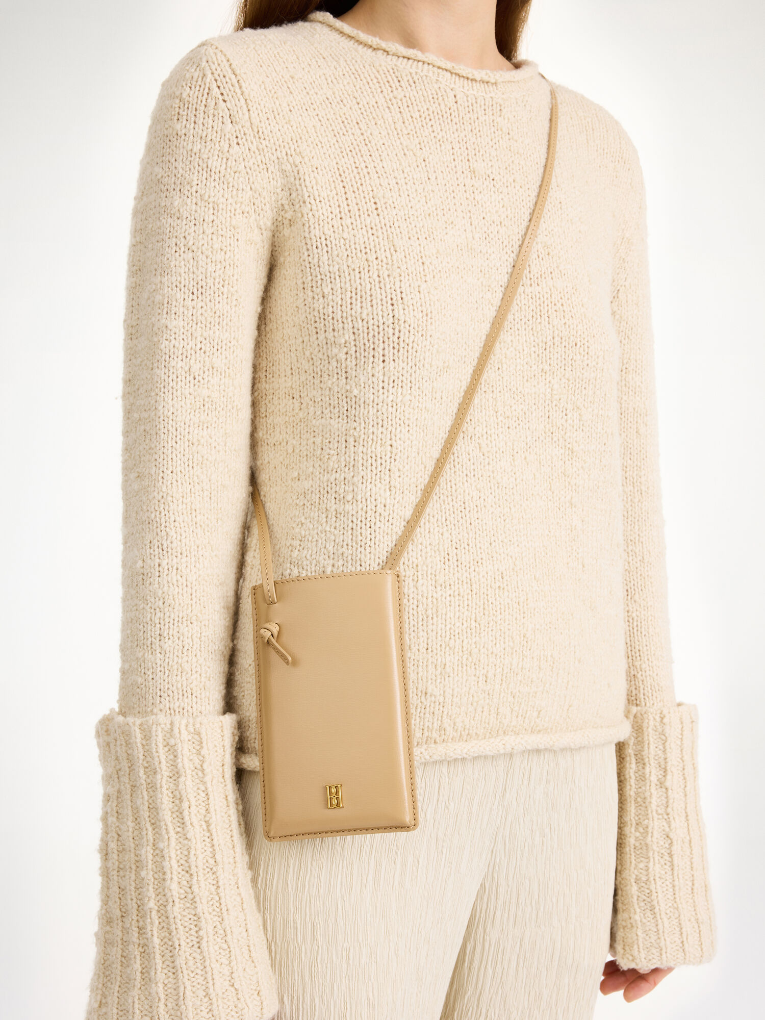 By Malene Birger Aya Leather Phone Pouch Muut Tarvikkeet Sand | FI_BB55740