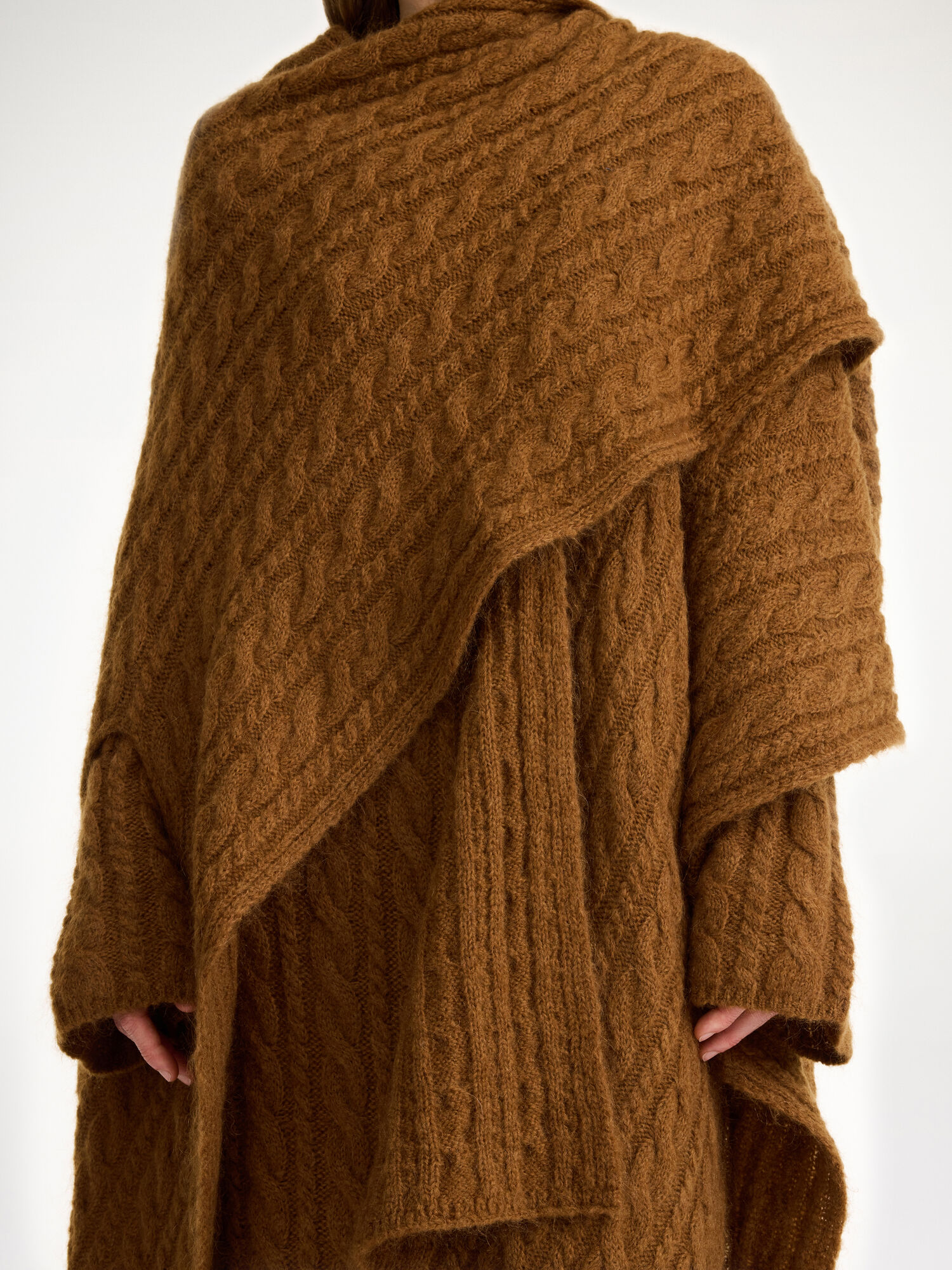 By Malene Birger Kassillas Wool-blend Poncho Neuleet Bison | FI_BB23398