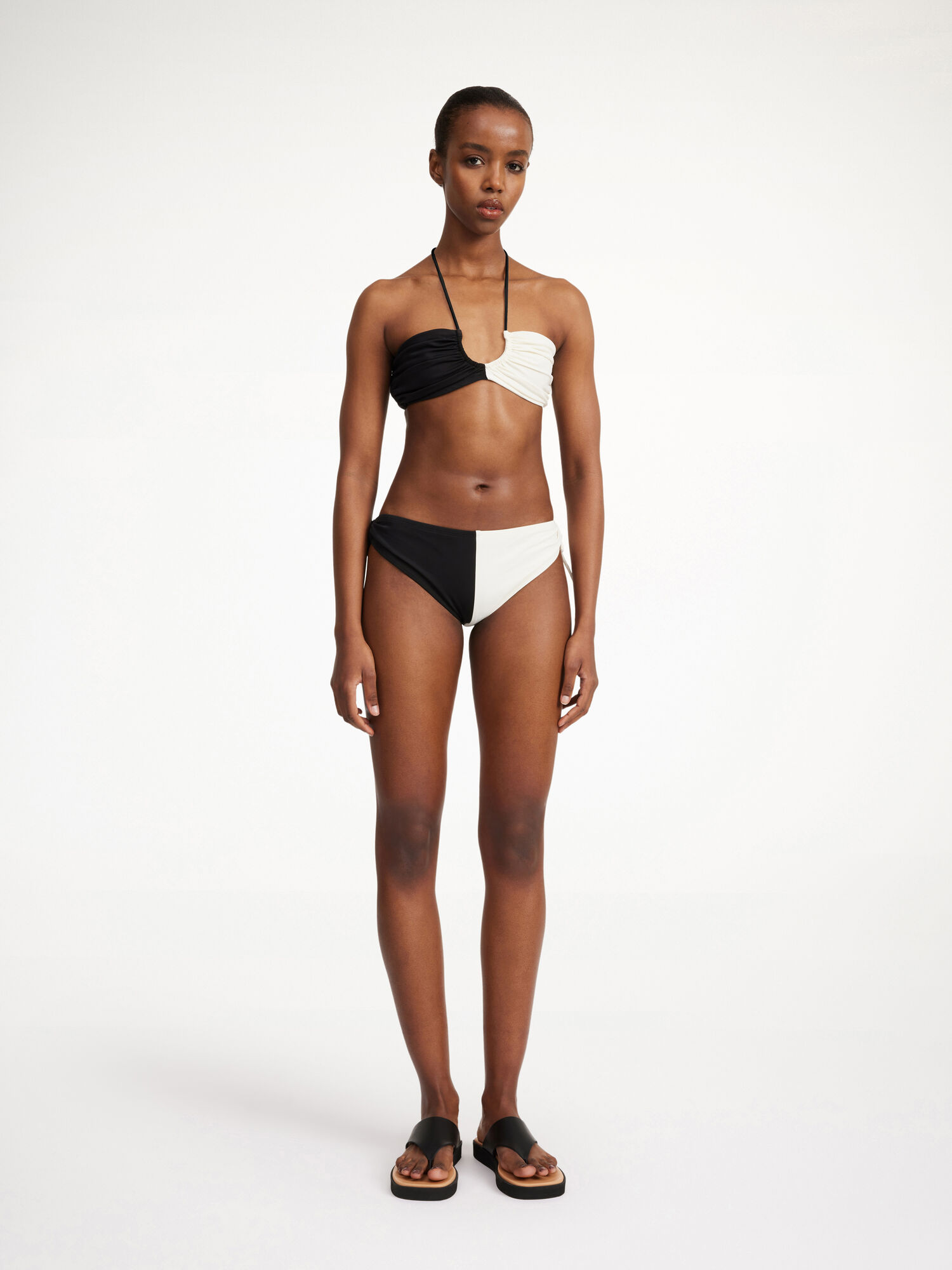 By Malene Birger Seabay Low Bikini Bottoms Uimapuvut Raidallinen Mustat Valkoinen | FI_BB86109